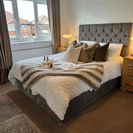 The Chorlton Retreat - Double Bedroom, Free Parking Манчестер Экстерьер фото